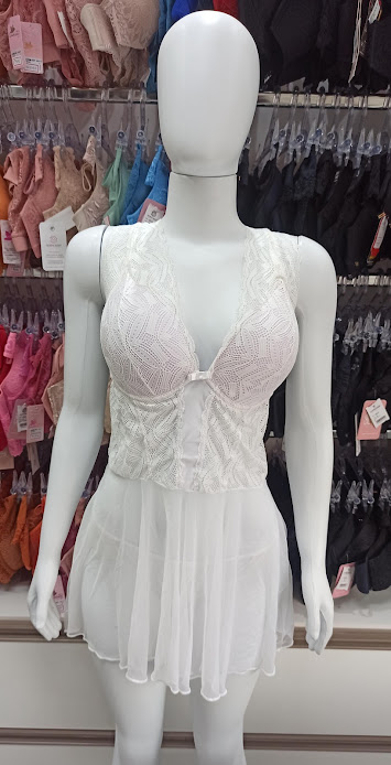 Camisola plus size com Hoby e Calcinha em Tule e Renda Branca